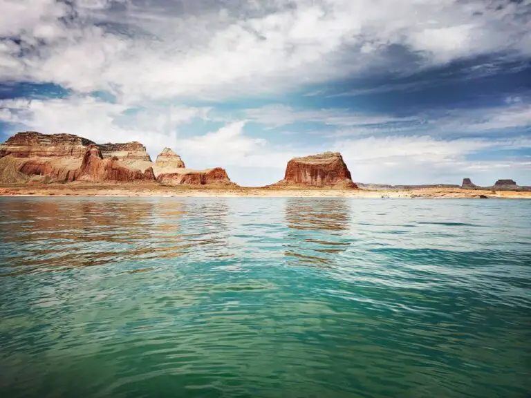 Lake Mead vs Lake Powell – A Side-by-Side Comparison